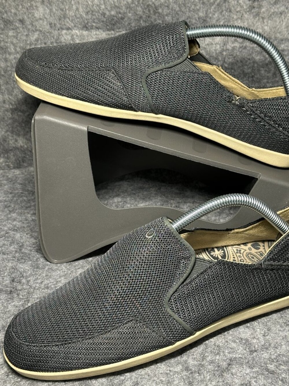 OluKai Waialua Mesh Shoes - Women's Size 9 - Gray Slip-On Casual Loafers
